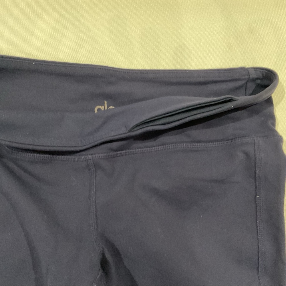 ALO Yoga Navy Moto Rib-Panel Jeggings - Picture 9 of 10